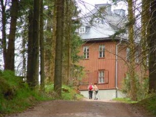Ilmenau - Jagdhaus Gabelbach : Im Jagdhaus Gabelbach, heute Museum, war Goethe oftmals zu Gast. Aufgenommen am 29. April 2012 bei Ilmenau