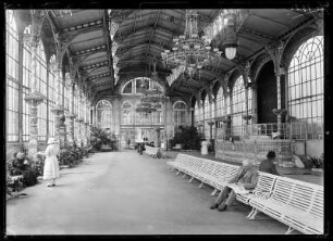 Karlsbad (Karlovy Vary/Tschechische Republik). Wandelhalle der Sprudelkolonnade