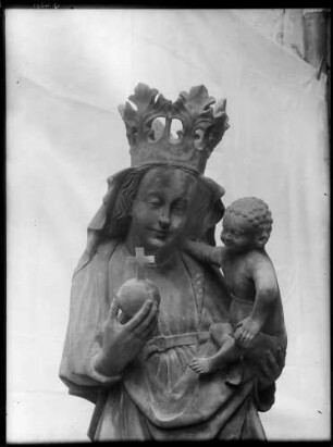 Bruchsal Liebfrauenkirche Madonna mit Kind, (Mitte 15. Jahrhundert)