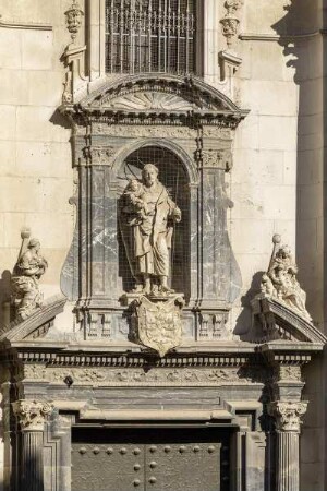 Westfassade — Johannes der Täufer und Josef von Nazaret — Josef von Nazaret