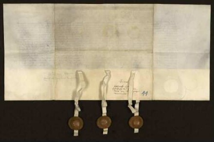 Revers des Gangolf, Herrn zu Hohengeroldseck, und der Ritter Jörg von Frundsberg zu Mundelheim, Wilhelm von Reichenbach, Sebastian Schilling im Auftrage der Vormünder des Herzogs Christoph und der Fräulein Anna von Württemberg wegen 2 Truhen von Kleinodien, silbernem und goldenen Geschirr. Dabei Kopie, Papier. Zum Inhalt der Truhen vgl. G 41 U 14.