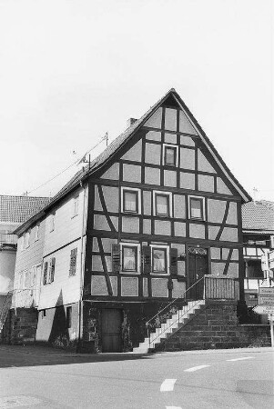 Doppelwohnhaus; Birstein, Hauptstraße 10