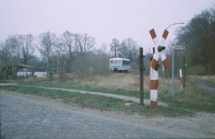 Rehagen-Klausdorf Schienenbus 772 332 Blinklichtanlage