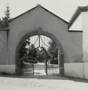 Haupteingang, Lichtenstein in Sachsen