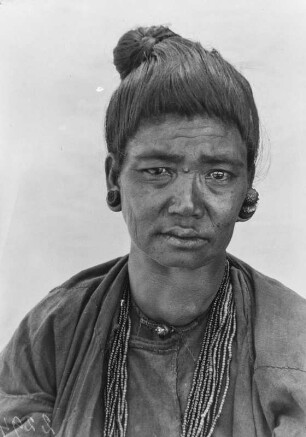 Frau der Kachin (Deutsche Indien-Expedition 1926/1929 - 3. Myanmar)