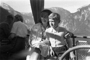 Königsee: der Königsee, Nicki und Lilo auf Schiff