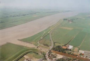 Ems bei Schleuse Oldersum