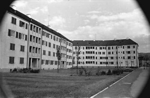 Freiburg: Wohnblock der Rhodiaceta; Offenburger Straße
