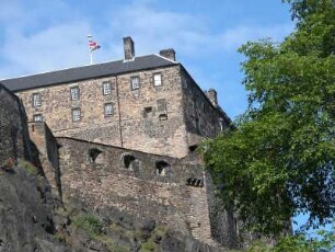 Königsschloss : Seitenflügel Schloß von Edinburgh im Stadtzentrum auf dem Berg. Aufgenommen im Juni 2005. Foto Uwe Gerig