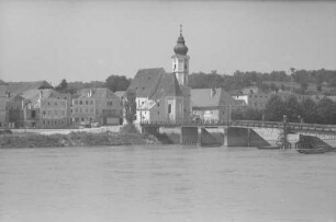 Aschach: Ort und Anlegestelle