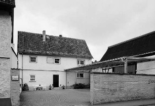 Wohnhaus; Oberursel, Burgstraße 18