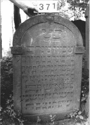 Grabstein 371