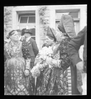 Trachtengruppe Vilchband [beim Jubiläum 1100 Jahre Vilchband] - Frauentracht