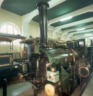 Nürnberg. Verkehrsmuseum. Schnellzug-Lokomotive "Phoenix"