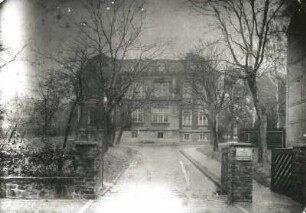 Roßwein. Krankenhaus, Gartenstraße 34. Straßenfront nach dem Umbau