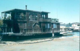 Sausalito. Individuell gestaltetes Hausboot