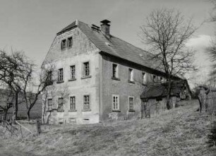 Neustadt-Krumhermsdorf in Sachsen, Rapke-Mühle : Neustadt-Krumhermsdorf in Sachsen. Rapke-Mühle (um 1850), Wohnmühlenhaus. Rückansicht mit Anbau
