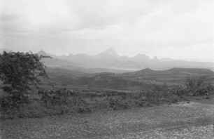 Die Adwa-Berge : Blick auf die Adwa-Berge von der Straße von Adwa nach Aksum aus.