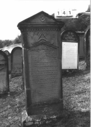 Grabstein 141