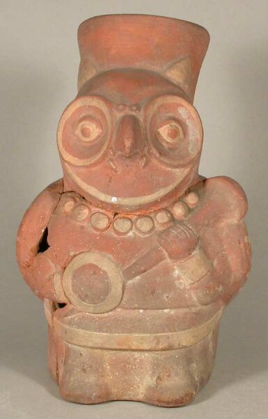 Anthropo-zoomorphic figure (bird/owl)