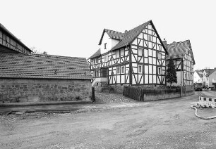 Hofanlage; Lohfelden, Welleröder Straße 24