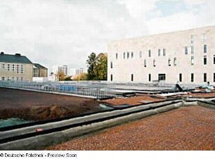 Baustelle Sächsische Landesbibliothek - Staats- und Universitätsbibliothek Dresden, Zentralbibliothek. Gestaltung der Außenanlagen zwischen Nordriegel und Südriegel : Dresden-Räcknitz, Zellescher Weg 18. Baustelle Sächsische Landesbibliothek - Staats- und Universitätsbibliothek Dresden, Zentralbibliothek. Gestaltung der Außenanlagen zwischen Nordriegel und Südriegel