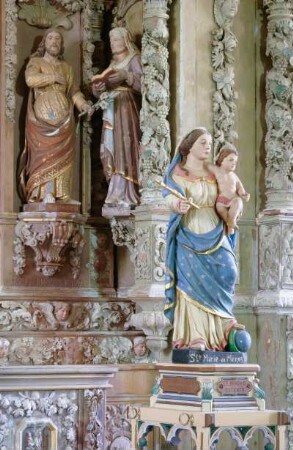 Frankreich. Bretagne. Finistere. Sainte Marie du Menez Hom. Kapelle. Geschnitzter Retabel