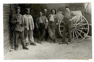Postkarten aus dem Kriegsgefangenenlager Puchheim: o.Nr.: Gruppenaufnahmen (mehrere Aufnahmen)