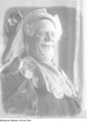 Alfred Meyer als Falstaff in "König Heinrich IV." (1.Teil) von William Shakespeare. Dresden: Schauspielhaus, ab Spielzeit 1923/1924