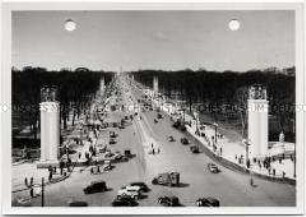 Berlin, Siegessäule, Flaggenschmuck