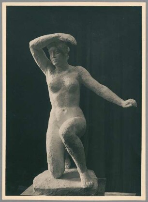 Große Kniende, 1935/36, Gips