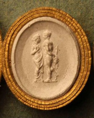 Perseus und Andromeda, einander zugewandt (Daktyliothek, Zweites Historisches Tausend)