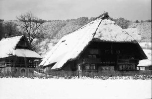 Gutach: Vogtsbauernhof; Freilichtmuseum im Schnee