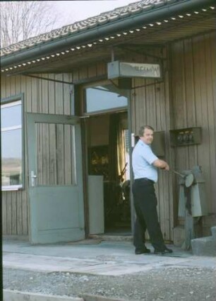 Walheim Stellwerk Schrankenkurbeln Fahrdienstleiter