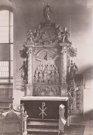 Altar der Weinbergkirche