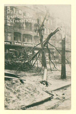 "Wirkung einer Granate i. d. Frankfurter Allee."