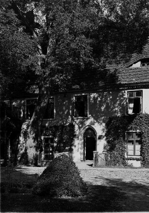 Kloster Malchow/Mecklenburg-Vorpommern. Ansicht des Stifthofes des ehemaligen Magdalenerinnenklosters in Alt Malchow