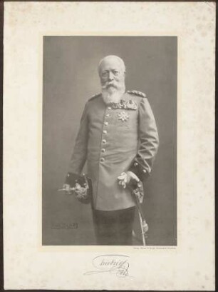 Großherzog Friedrich I. in Uniform mit Auszeichnungen, Kniestück.