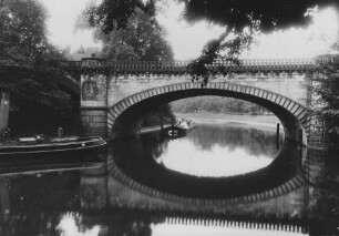 Brücke über Landwehrkanal/Berlin