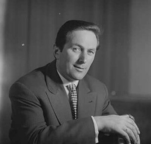 Porträt des Sängers Hans-Georg Nowotny