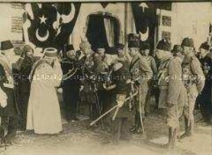 Kaiser Wilhelm II. bei Sultan Mehmed IIV. Reschad in Konstantinopel