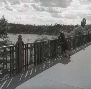 Blick von der Brücke - View from the bridge : Berlin-Spandau. Blick von der Stößenseebrücke