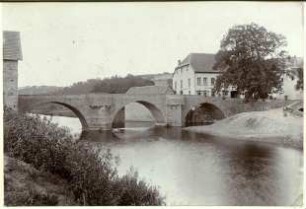 Alte Brücke, nicht mehr vorhanden. Durch eine neue Brücke ersetzt