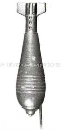 WHW-Abzeichen, Geschosse und Munition: Wurfgranate, 3. Reichsstraßensammlung vom November 1940, durchgeführt von SA, SS, NSKK und NSFK