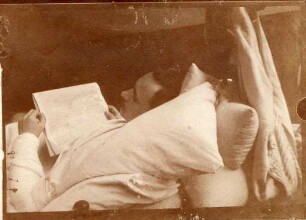 Erster Weltkrieg - Lazarett III Gewerbeschule Karlsruhe. Unbekannter Patient