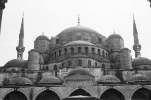 Istanbul, Sultan-Ahmed-Moschee, Ansicht vom Innenhof