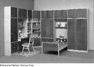 Jugendzimmer (Modell 718)