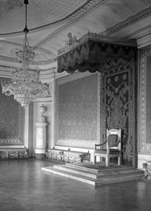 Residenzschloss Ludwigsburg — Neues Corps de logis — Appartement König Friedrichs I. — Audienzzimmer & Raum 143