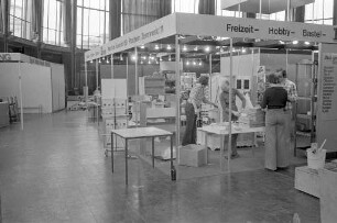 Ausstellung für Freizeitgestaltung "hobby 75" in den Hallen am Festplatz