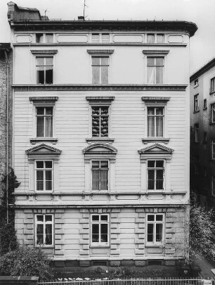 Frankfurt, Emil-Claar-Straße 19